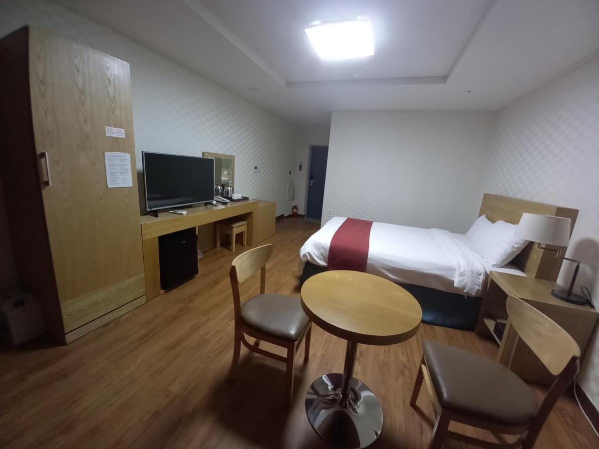 Breeze Bay Hotel Seogwipo Dış mekan fotoğraf