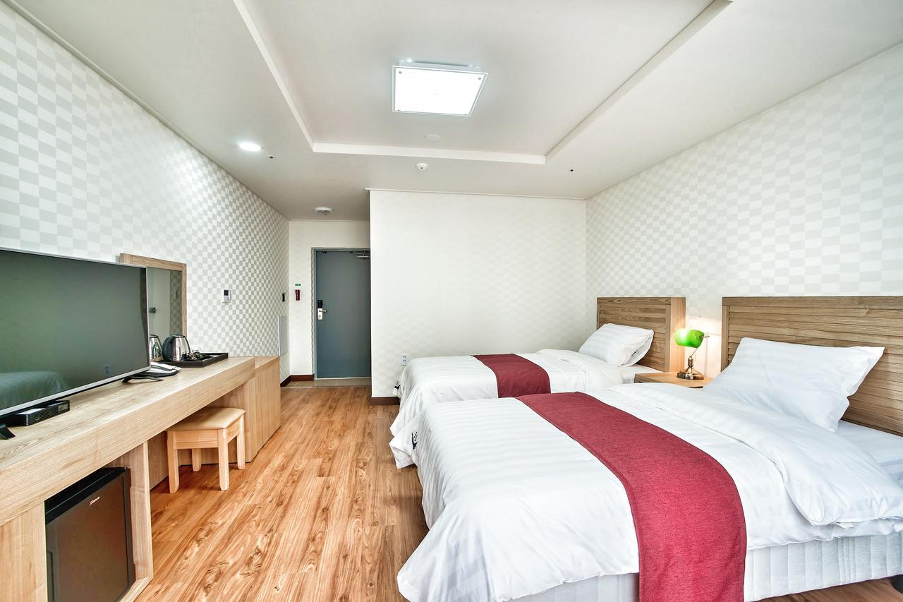 Breeze Bay Hotel Seogwipo Dış mekan fotoğraf