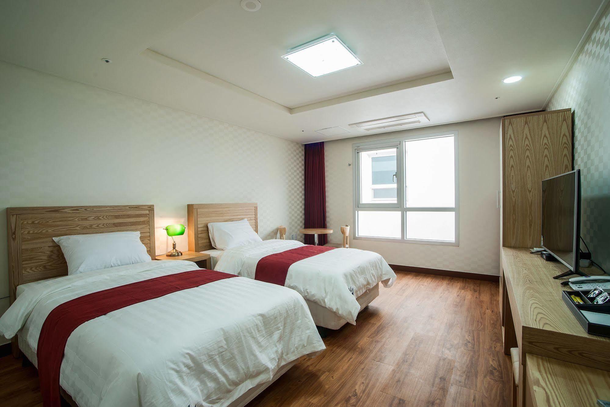 Breeze Bay Hotel Seogwipo Dış mekan fotoğraf