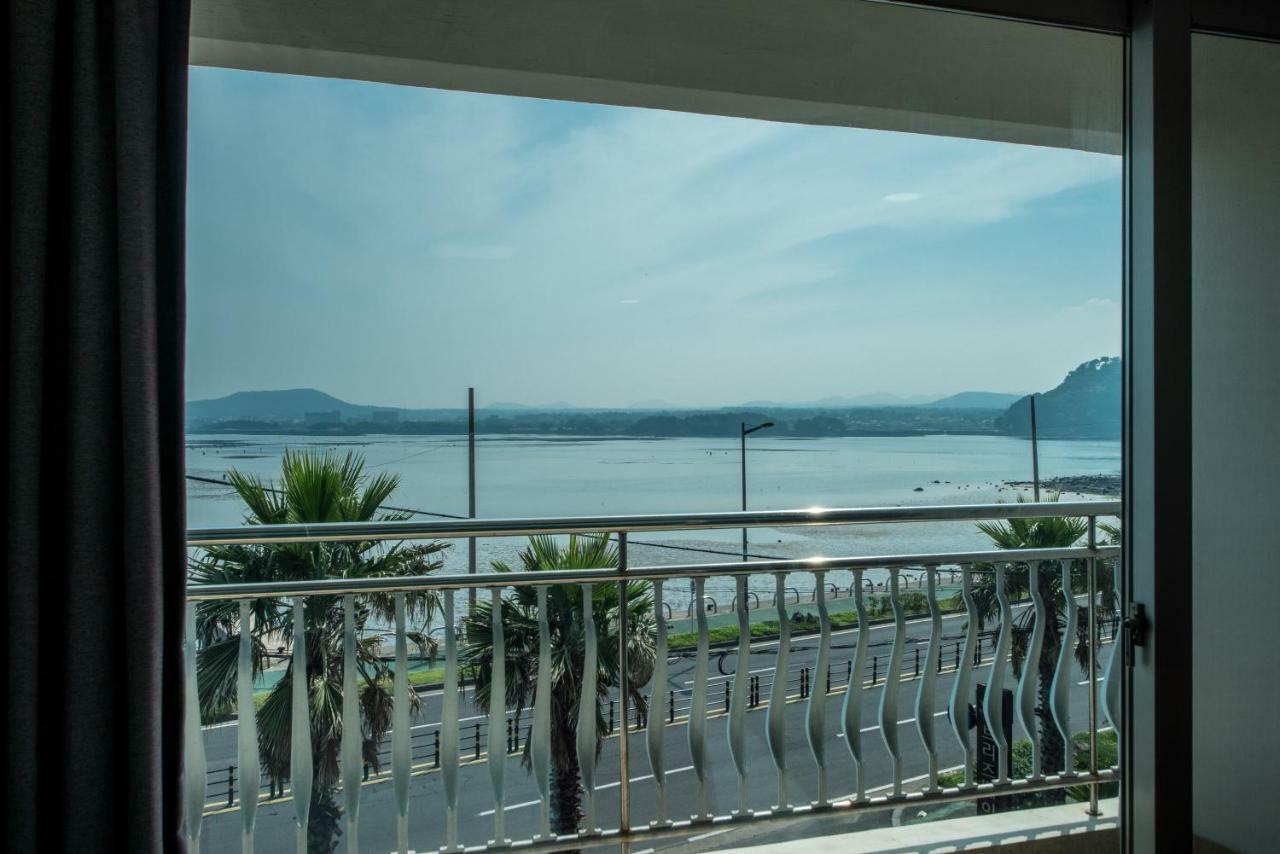 Breeze Bay Hotel Seogwipo Dış mekan fotoğraf