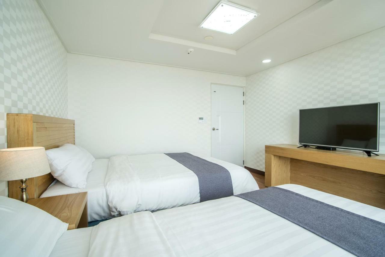Breeze Bay Hotel Seogwipo Dış mekan fotoğraf