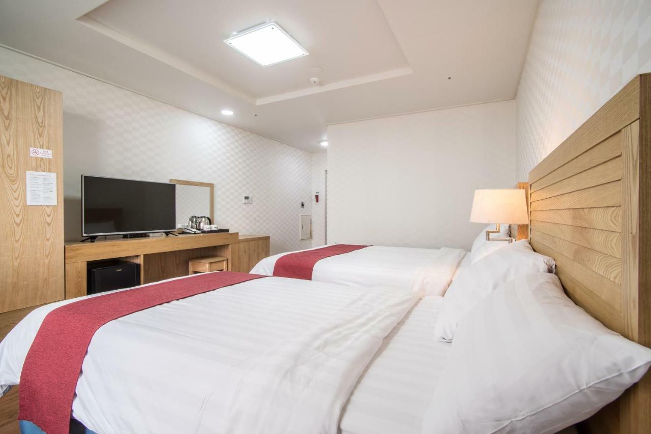 Breeze Bay Hotel Seogwipo Dış mekan fotoğraf